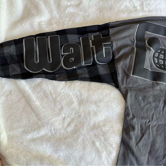 Disney Spirit Jersey Gray Plaid Retired Women's Size Medium - Picture 8 of 11